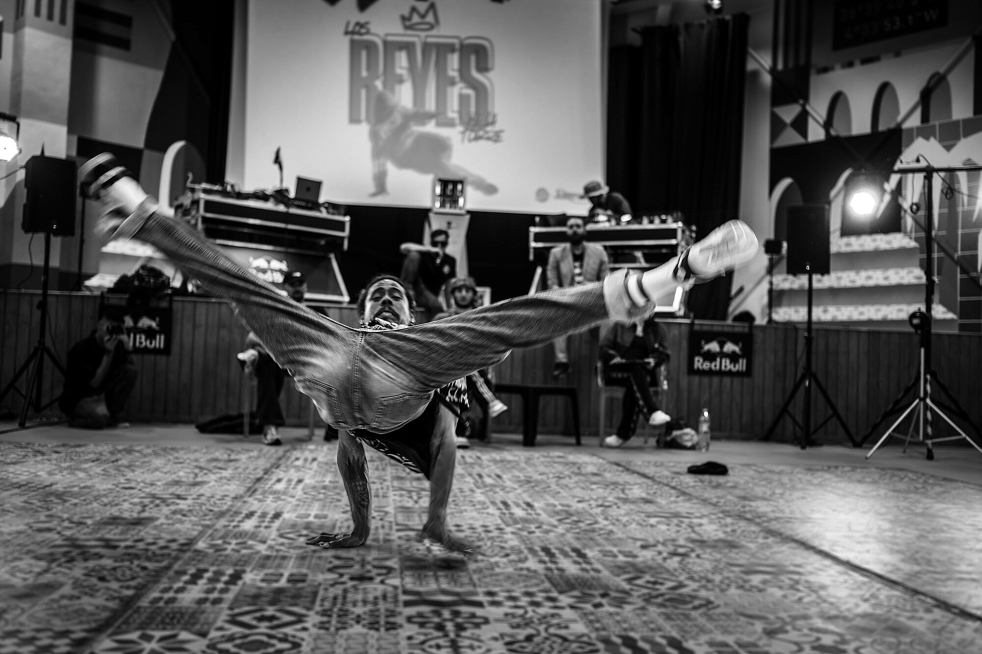 Los-reyes-de-la-torre-breakdance-3vs3-fotografia-fran-ortiz-retratista-paskohne-008