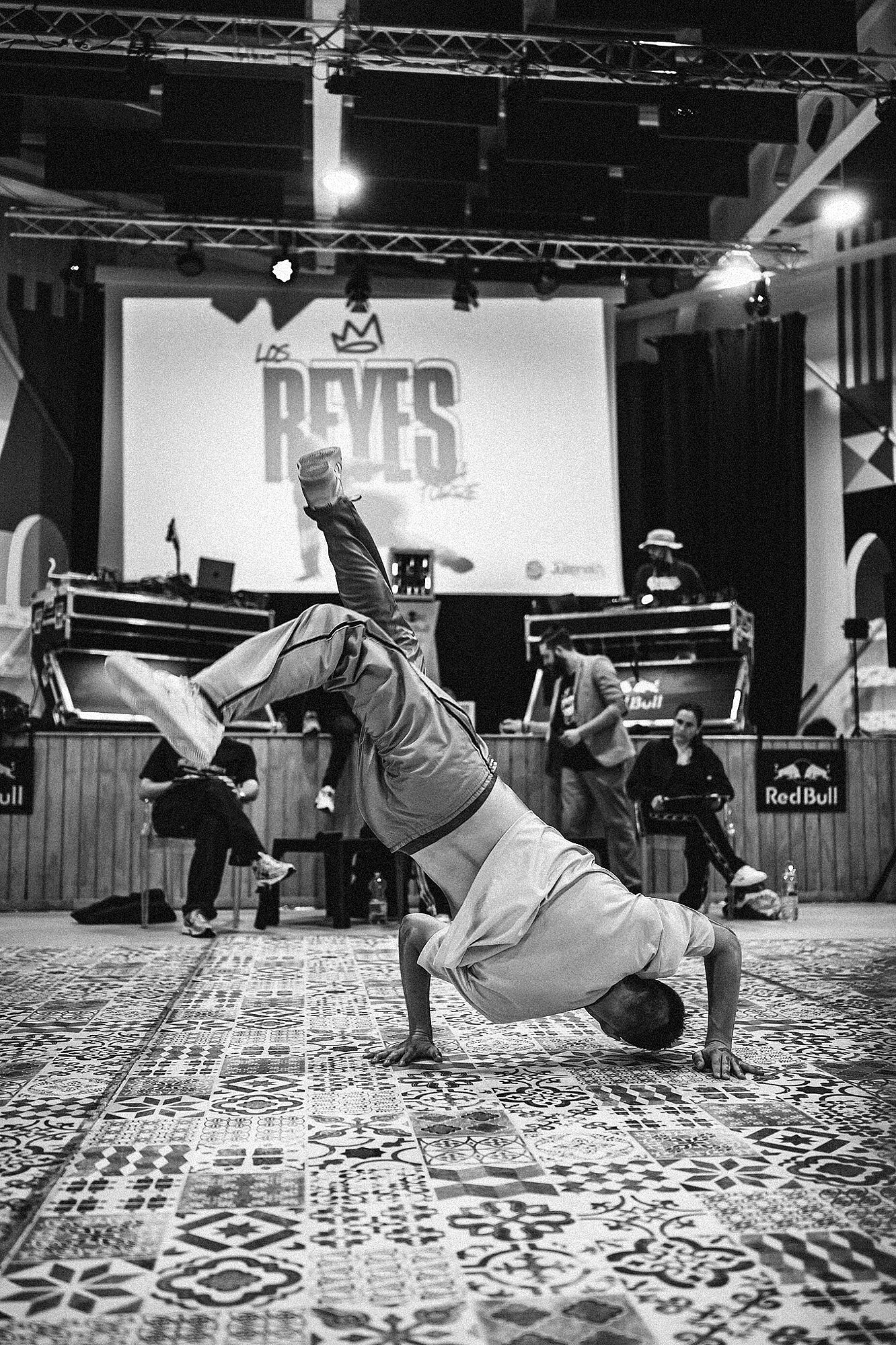 Los-reyes-de-la-torre-breakdance-3vs3-fotografia-fran-ortiz-retratista-paskohne-020