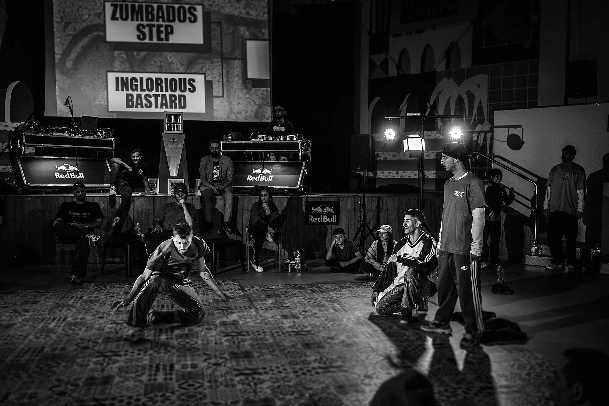 Los-reyes-de-la-torre-breakdance-3vs3-fotografia-fran-ortiz-retratista-paskohne-200