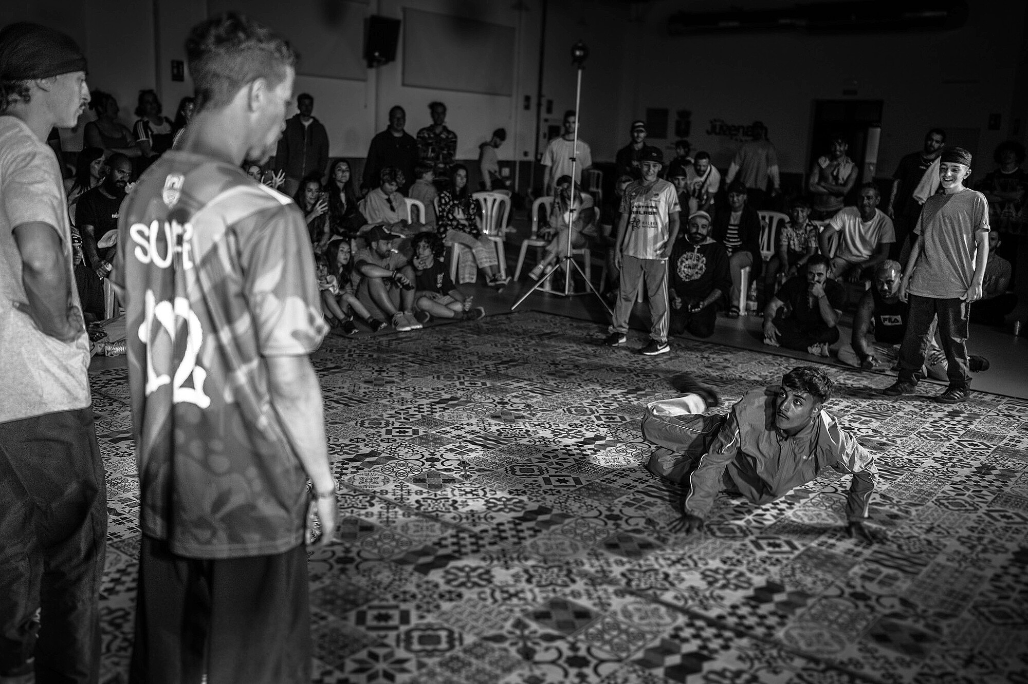 Los-reyes-de-la-torre-breakdance-3vs3-fotografia-fran-ortiz-retratista-paskohne-260